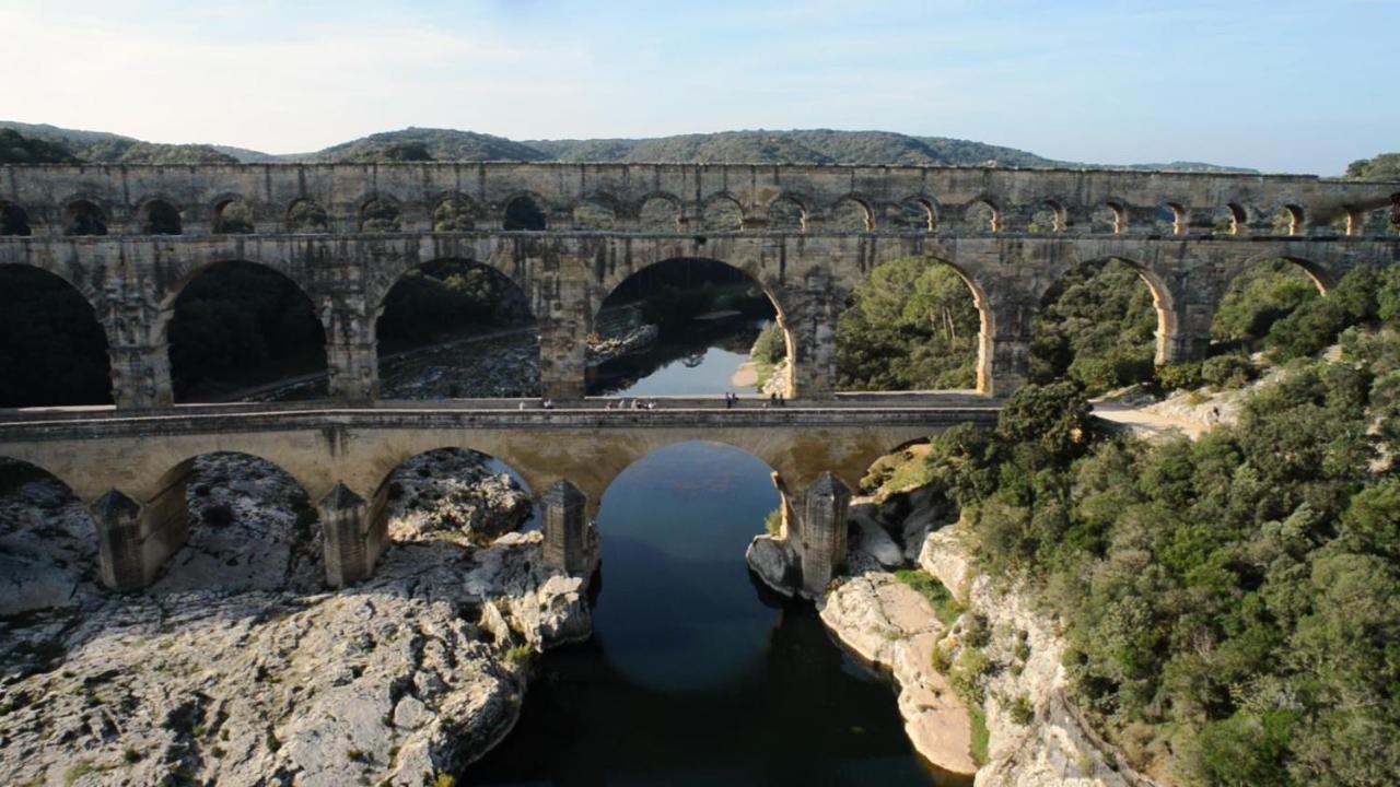 Studio Havre De Paix Au Pont Du Gard Piscine Et Jacuzzi Chez Valerie Payre แวร์ ปองต์ ดู การ์ ภายนอก รูปภาพ